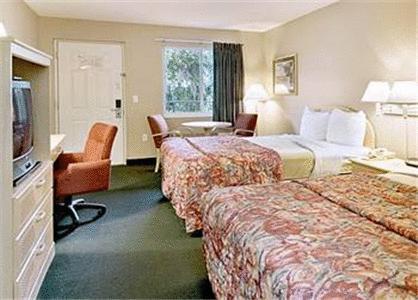 Red Roof Inn Ellenton - Bradenton Ne Phòng bức ảnh